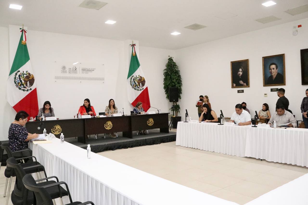 Continúa análisis de iniciativa en materia de prevención de la violencia de género en el ámbito educativo