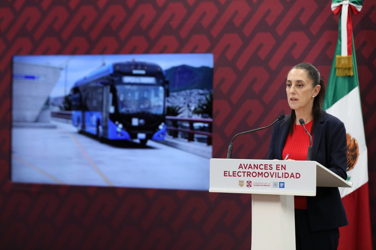 Somos la ciudad que más invierte en electromovilidad: Sheinbaum