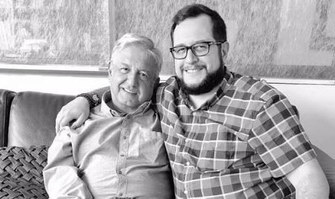 Algo se está moviendo