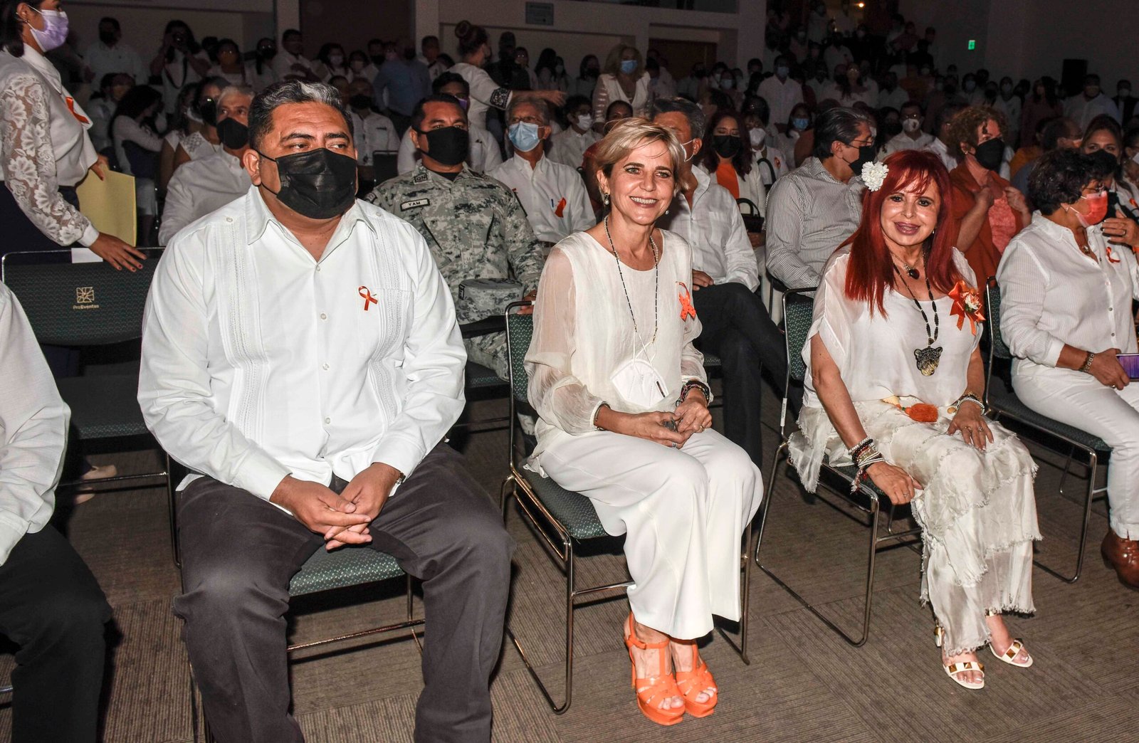 Encabeza Sansores San Román arranque de activismo por el Día Internacional de la Eliminación de la Violencia contra la Mujer.