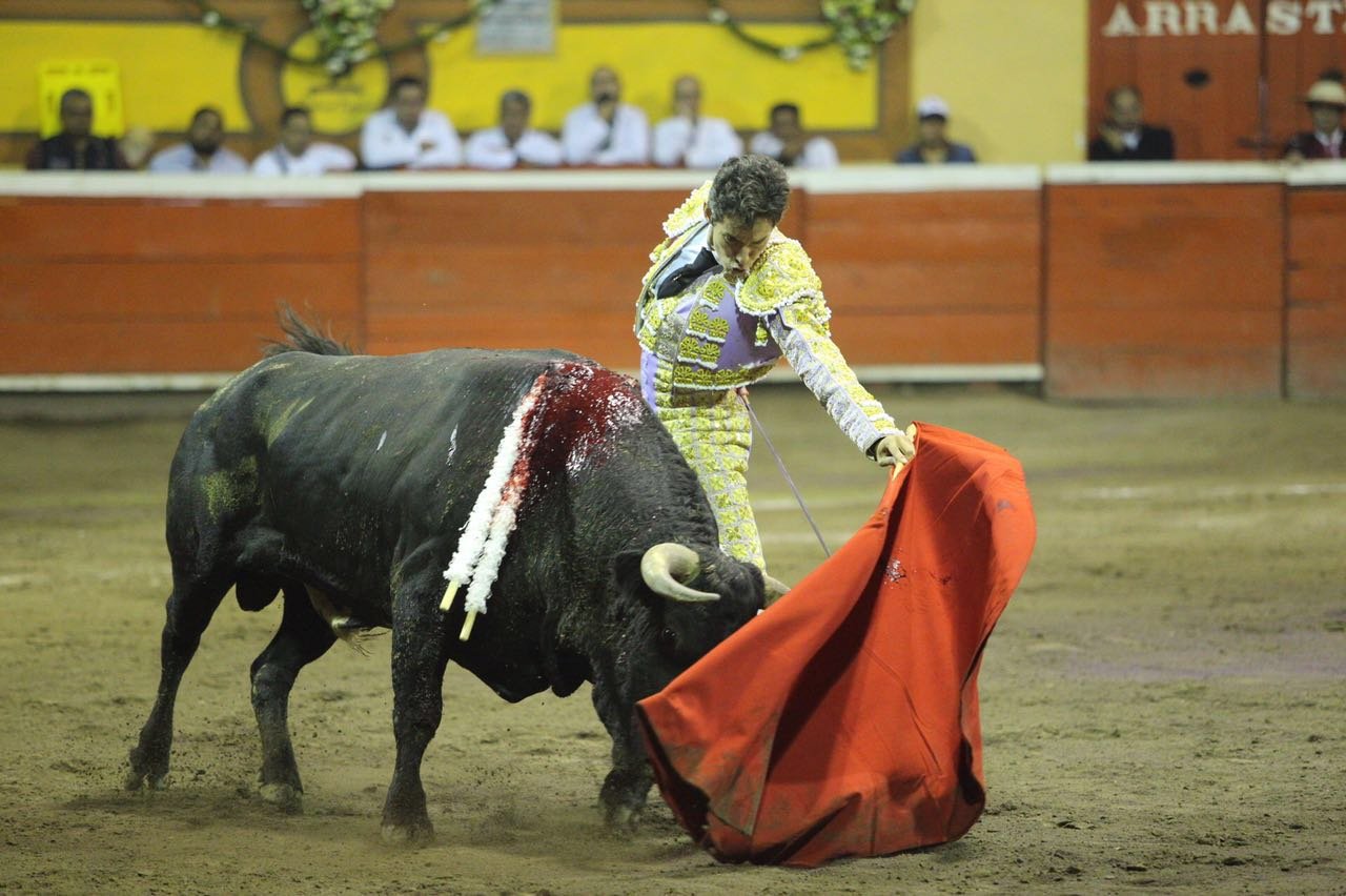 Destacadas  actuaciones del maestro Zotoluco y Diego Silveti, y oreja para Sergio Flores