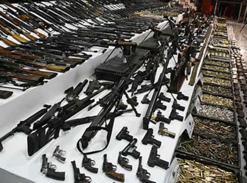 La importación de armas a México causa de la violencia