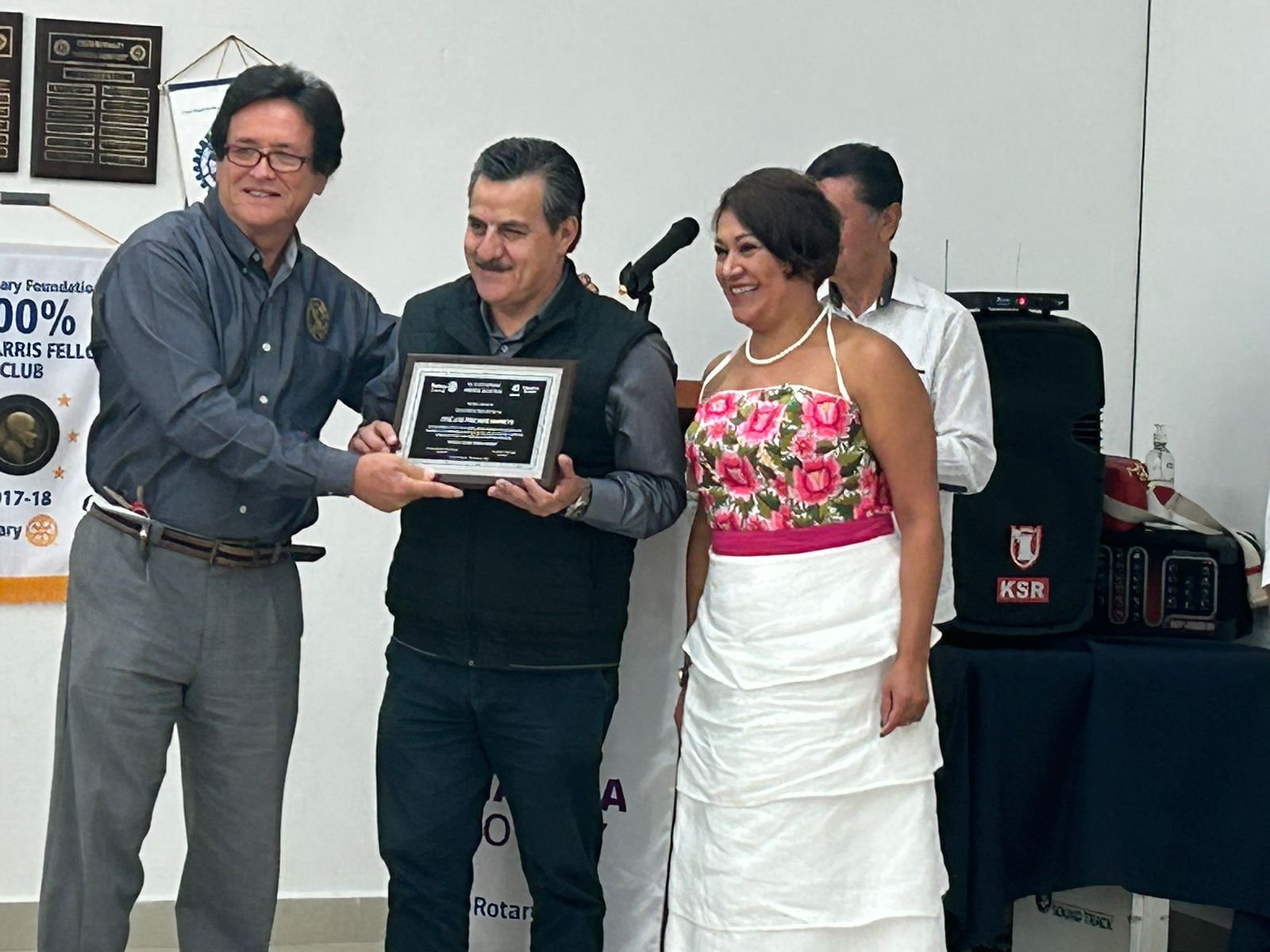 El Club Rotario de Mérida reconoce a destacados yucatecos
