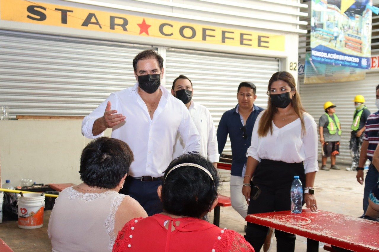 Inician trabajos de remodelación en el área de comidas del mercado de Progreso