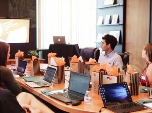 Una nueva encuesta para saber cómo será la nueva normalidad