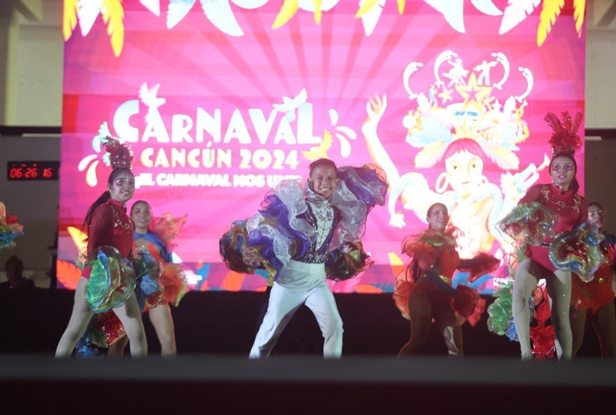 Inicia elección de Reyes del Carnaval Cancún 2024