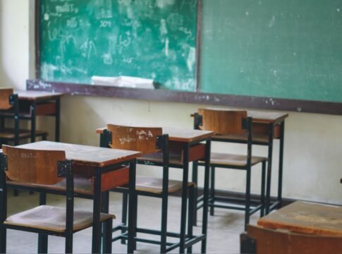 En solo dos años del actual gobierno han desertado casi dos millones de alumnos de primaria