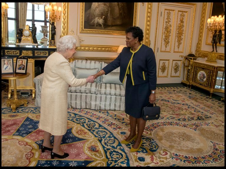 Barbados eligió a Sandra Mason como su primera presidente tras separarse por completo de la corona británica