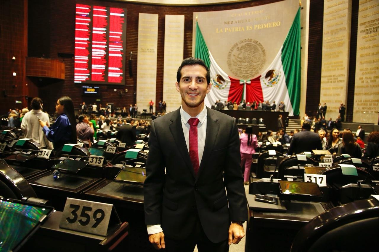 Comisión de la Cámara de Diputados aprueba iniciativa de Rommel Pacheco sobre diversidad sexual