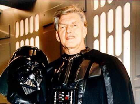 David Prowse es Darth Vader