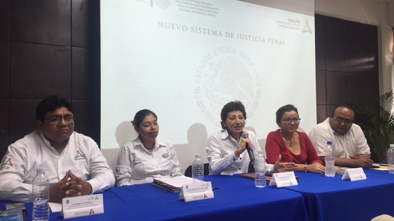 Panel de Experiencias y Buenas Prácticas en el Instituto Tecnológico de Estudios Superiores "René Descartes"
