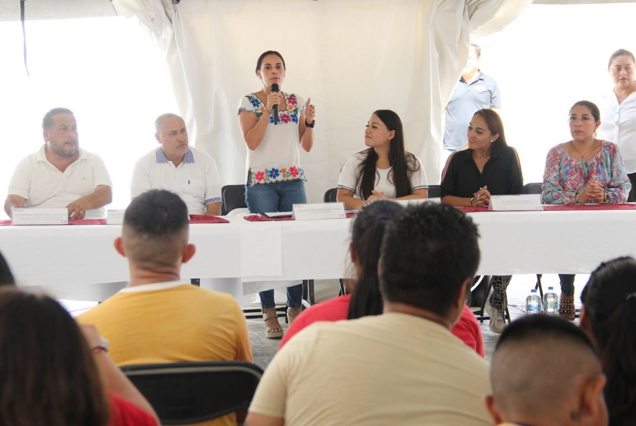 Dan certeza jurídica gobierno municipal y sociedad civil a niños y niñas