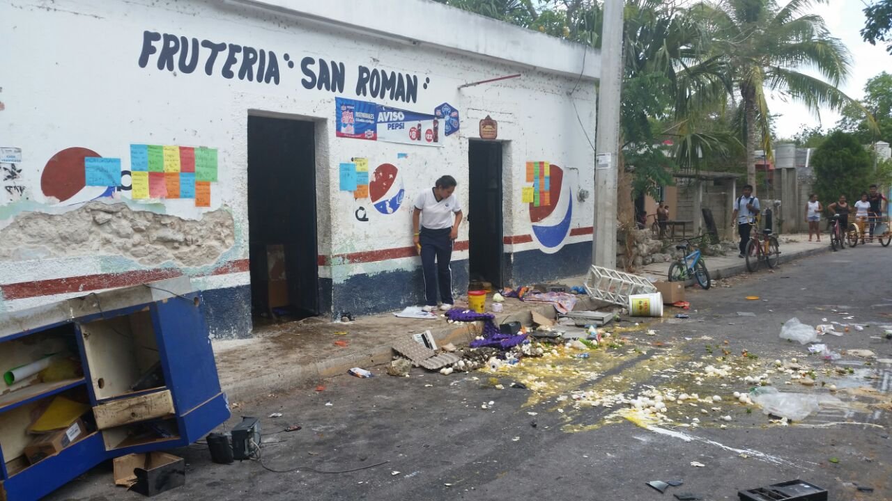 Vecinos de Chablekal denuncian abuso de la Policia