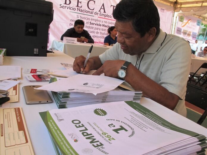 902f829e4f7de0012a158c340b4b390f