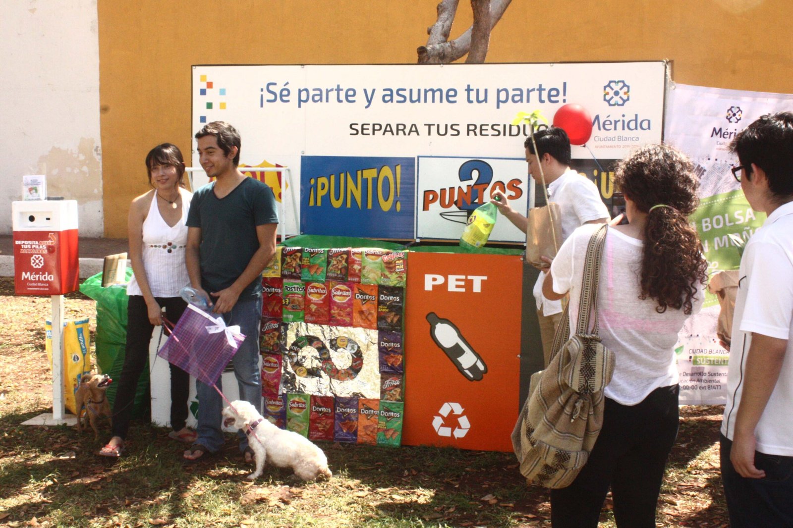 Se integra la Comuna al Día Internacional del Consumidor