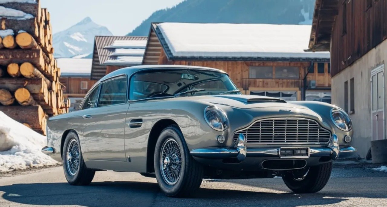 Aston Martin DB5: Icono del Cine y Joya del Automovilismo