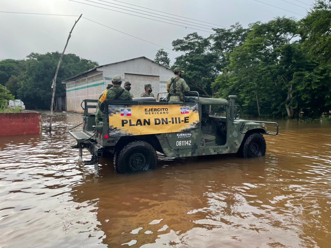 Ejército Mexicano aplica el Plan DN-III-E en el municipio de Tekax, Yuc.