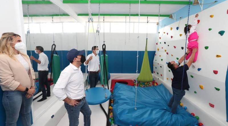 Comienza a funcionar nueva área de integración sensorial y lenguaje en la Unidad Básica de Rehabilitación de Tekax