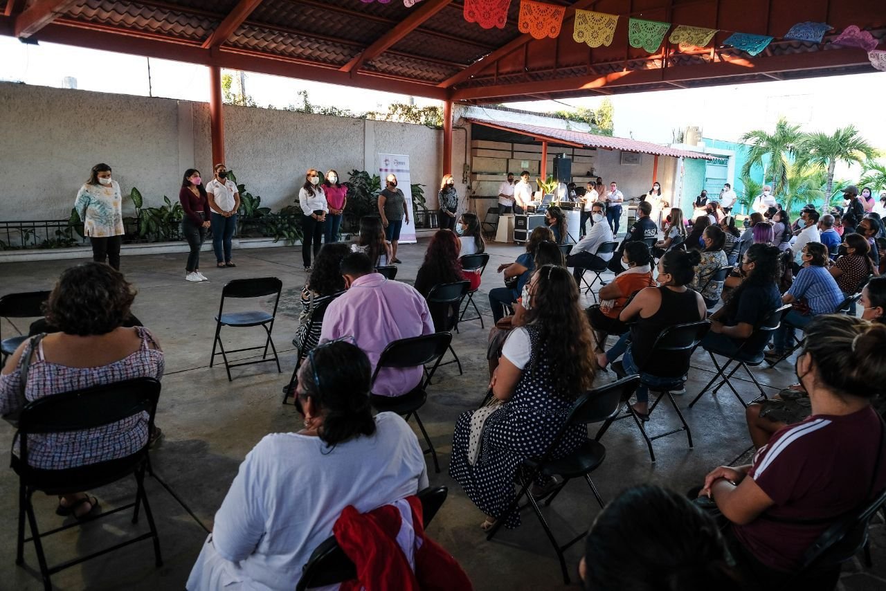 Permanente prevención a violencia de género y salud de mujeres