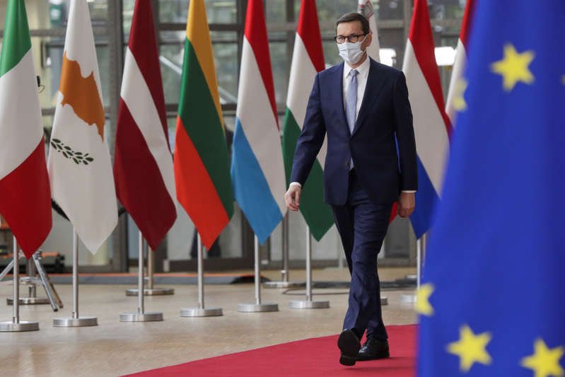 Polonia, dispuesta a "hablar" para solucionar el conflicto jurídico con la UE