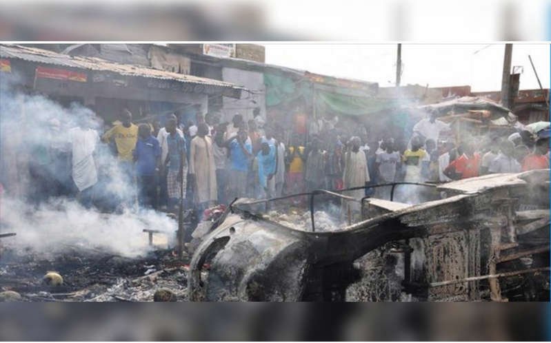 En Nigeria, incendian autobús y mueren 23 personas quemadas
