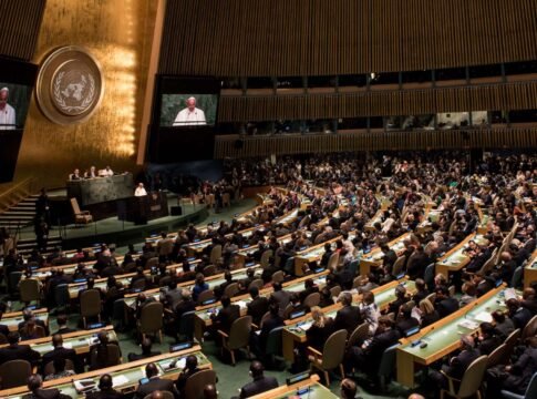 Algo más que palabras