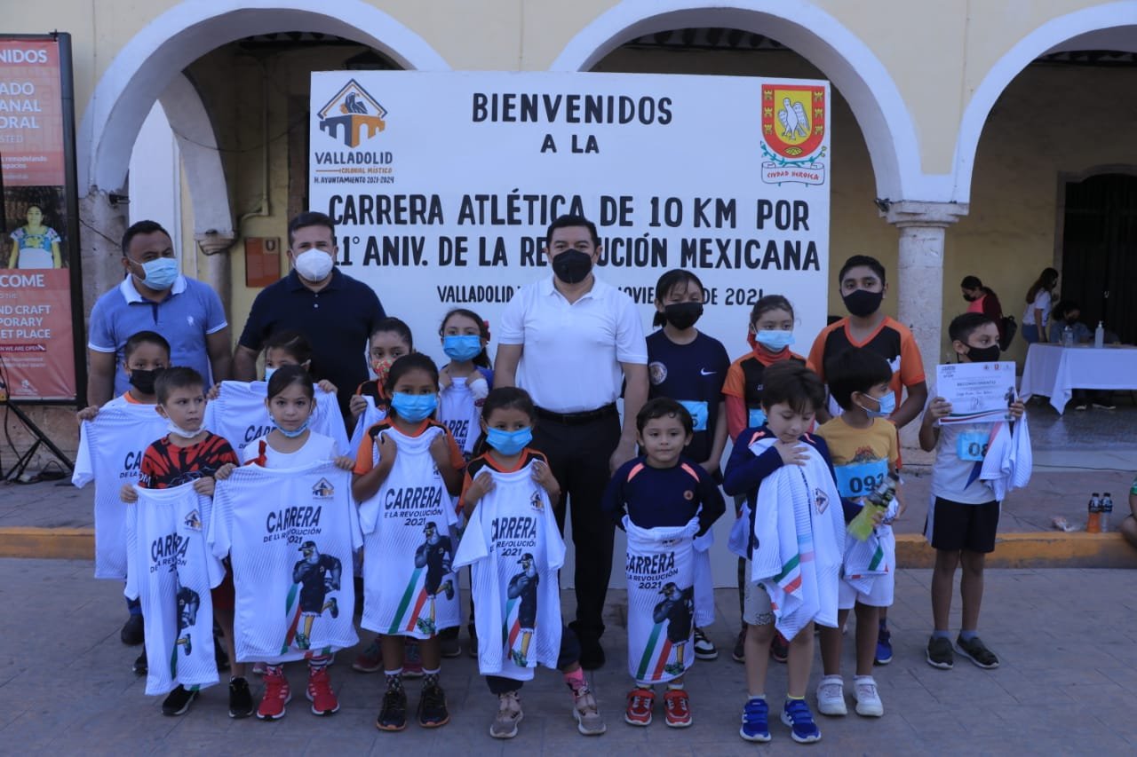 Se realiza la Tradicional Carrera Atlética de la Revolución Mexicana en Valladolid.