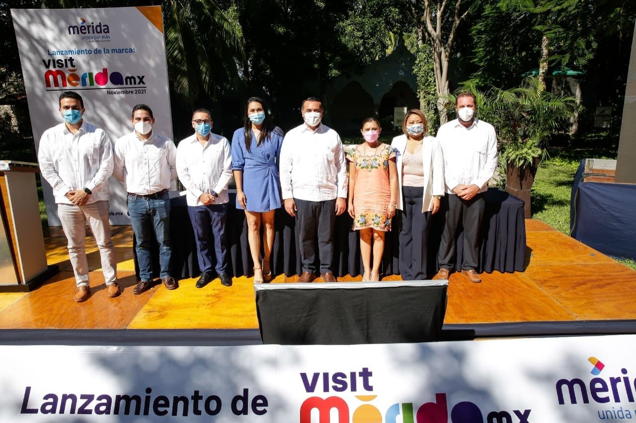 El alcalde Renán Barrera preside el lanzamiento de la marca #VisitMéridaMX