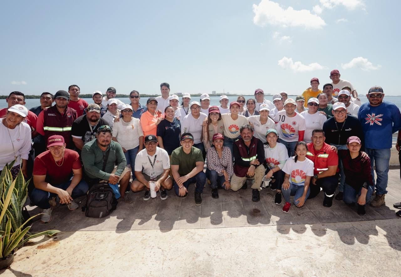 Autoridades y voluntarios limpian más de 6 kilómetros de Malecón Tajamar