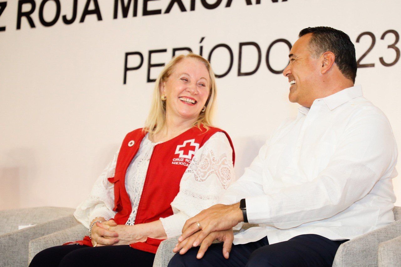 Renán Barrera comprometido con el trabajo de la Cruz Roja Mexicana