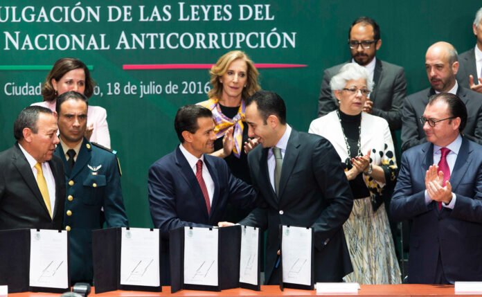 ENRIQUEciendo la noticia ENRIQUEciendo la noticia