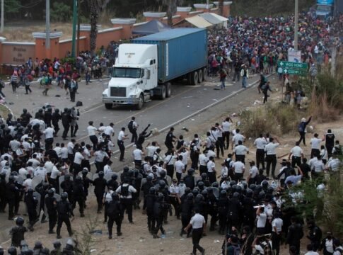 Hay más migrantes y los países no se ponen de acuerdo para resolver la situación