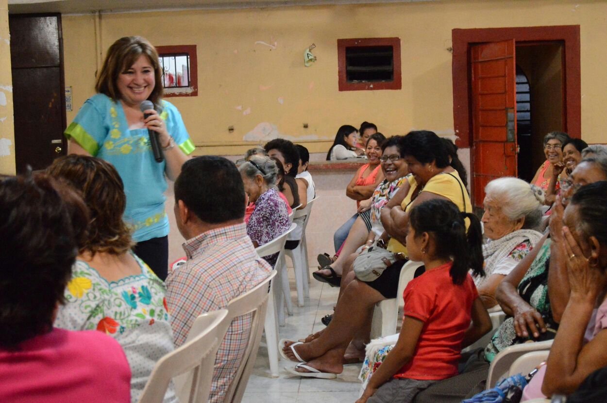 "Mujeres, llamadas a conseguir más espacios": Celia Rivas