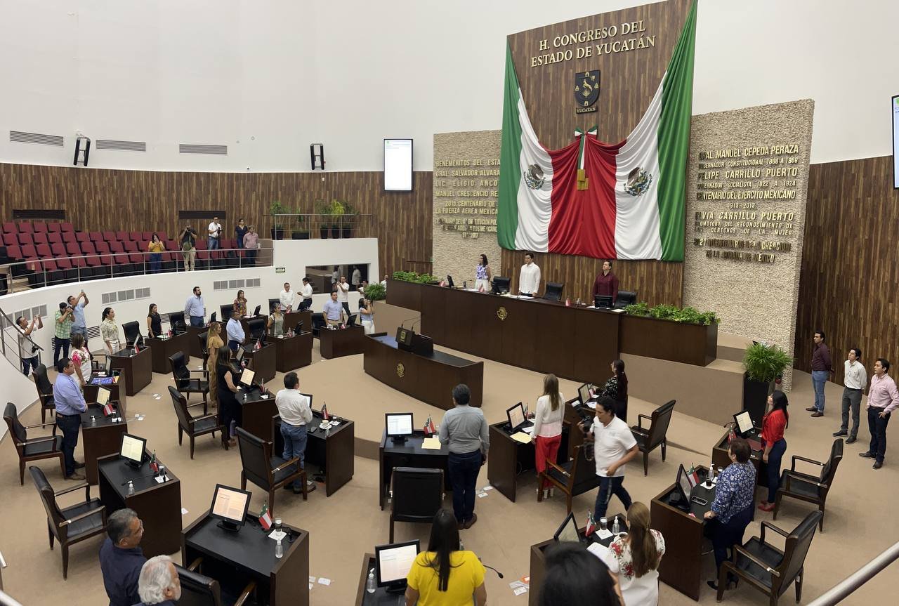 Símbolos Patrios estatales, una realidad en Yucatán