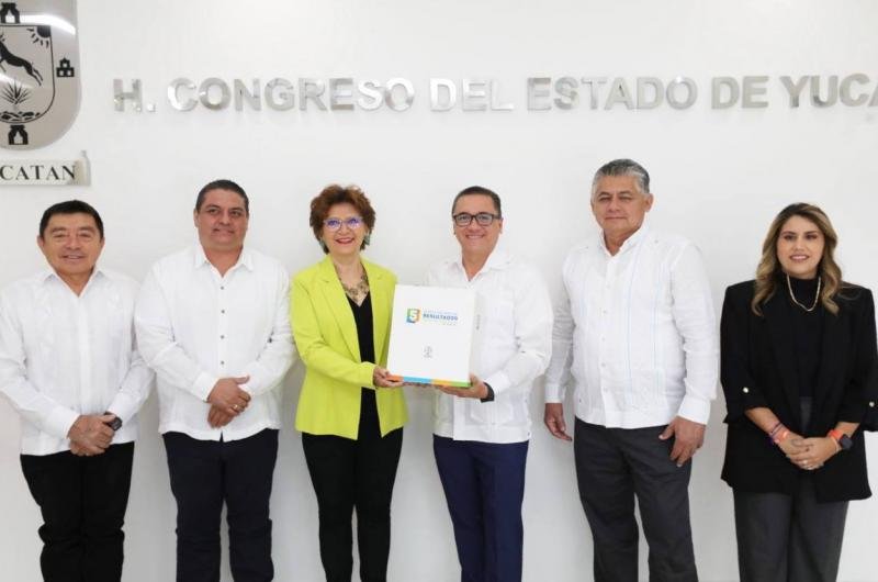Envía el Gobernador Mauricio Vila Dosal su Quinto Informe de Resultados al Congreso del Estado